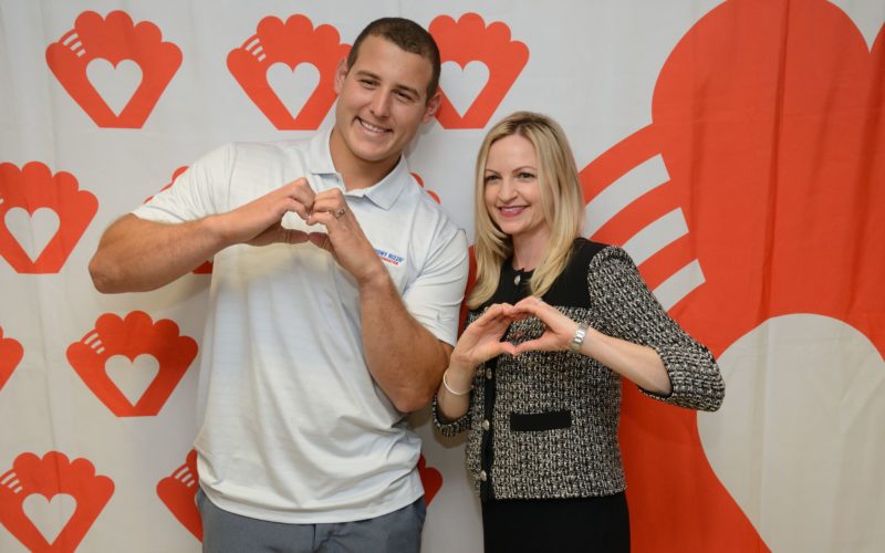 Anthony Rizzo Visits Joe DiMaggio Children’s Hospital