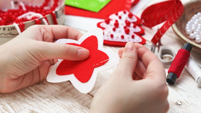 Coconut Creek Hosts Family Crafting Event for Valentine's Day