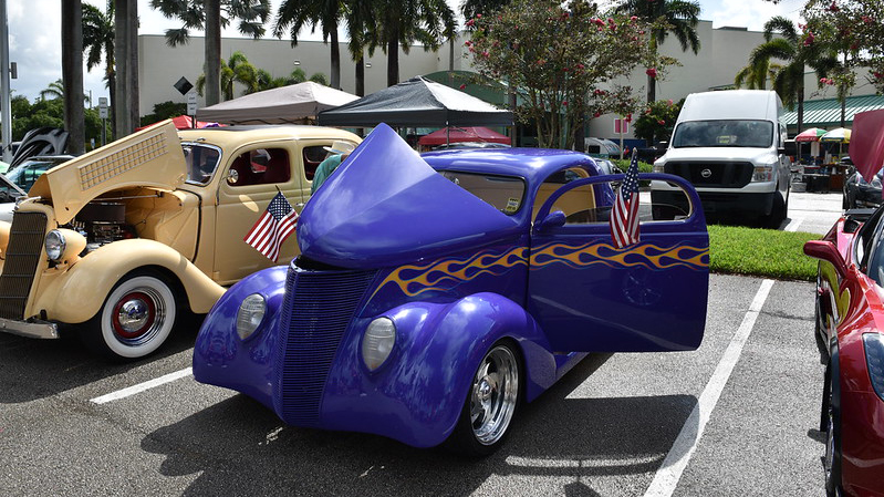 Hot Rods and Hot Dogs Car Show {City of Coconut Creek}