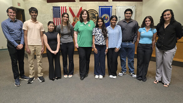 Rep. Hunschofsky Recognizes Interns at Town Hall Meeting