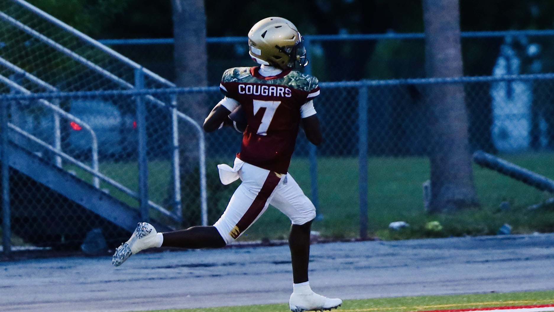 Coconut Creeks High School Knocks off Flanagan 34-15 For 6th Win